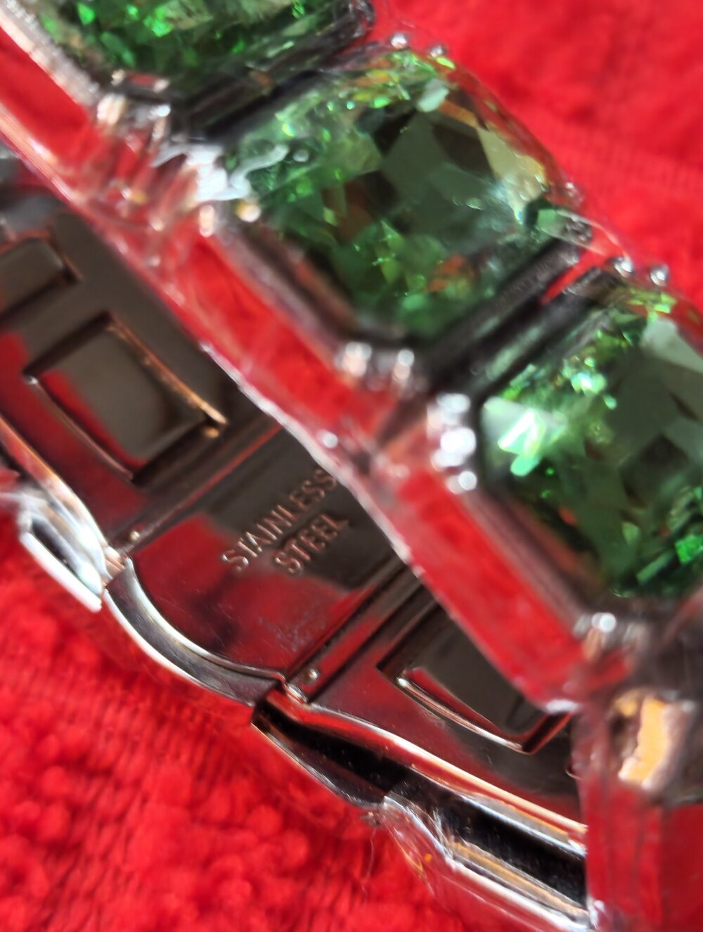 Swarovski Swan Watch - Picture 6 of 16
